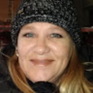 Meet your Posher, Crystal